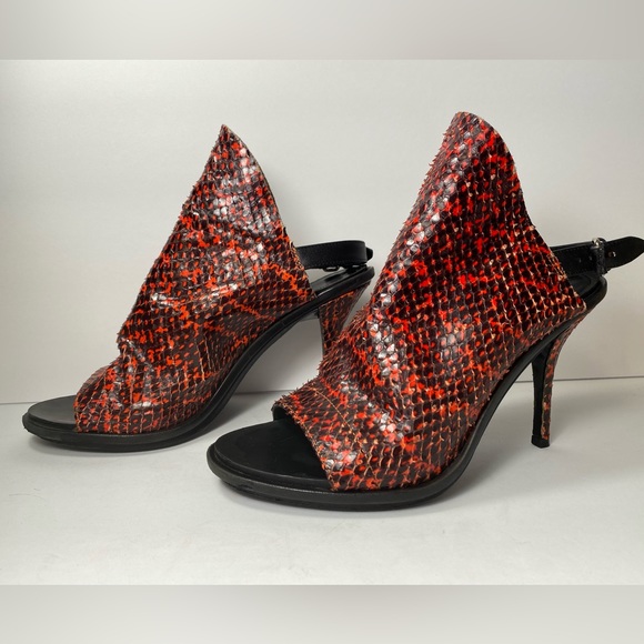 Balenciaga glove snake embossed sandals heels red black 36 - Picture 1 of 15